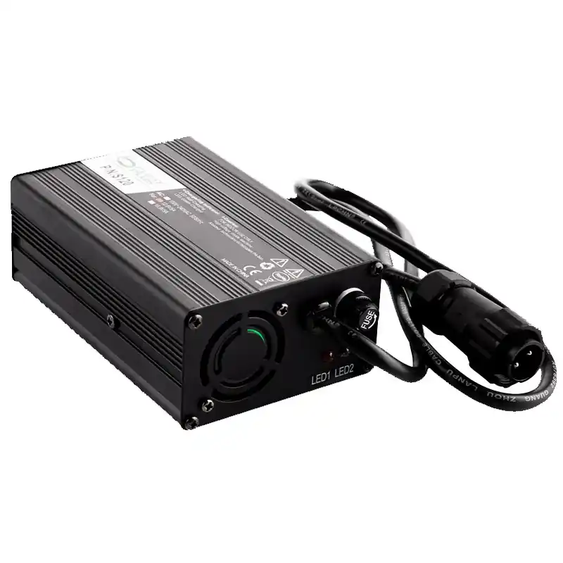 Offre Spéciale Chargeur de batterie Float Plus Aluminium 12V 5Ah