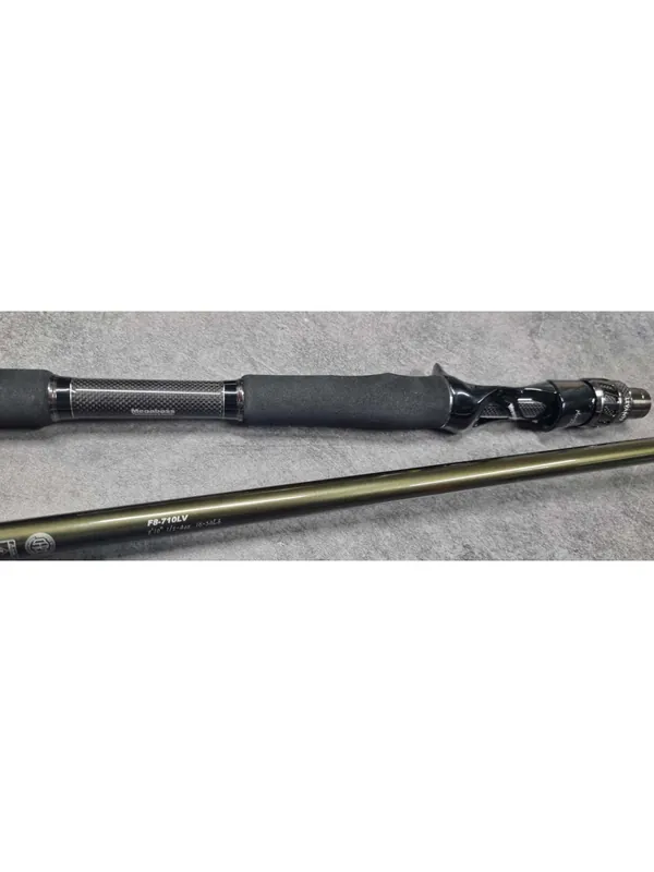 CANNE CASTING MEGABASS LEVANTE F8-710LV Prix Cassé