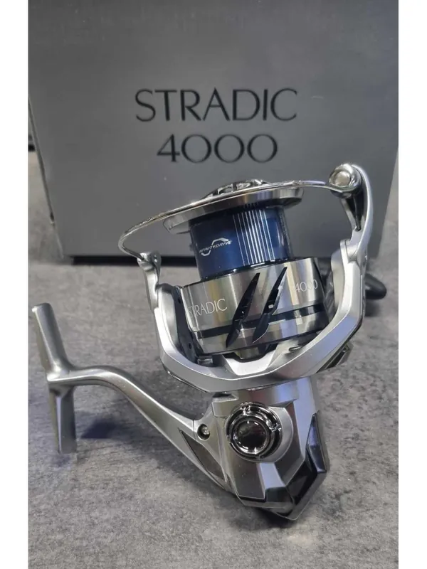 MOULINET SHIMANO STRADIC FM 4000 Promotion