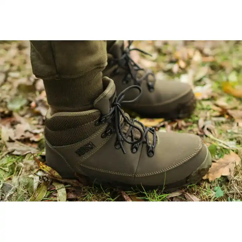 Commande En Gros ZERO TOLERANCE TRAIL BOOTS SIZE 10 (EU 44)
